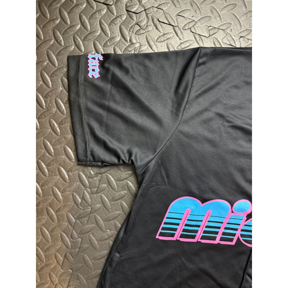 Scarface Tony Montana 83 Miami Baseball Jersey Black Pink Blue Ripple Junction M - Picture 4 of 8